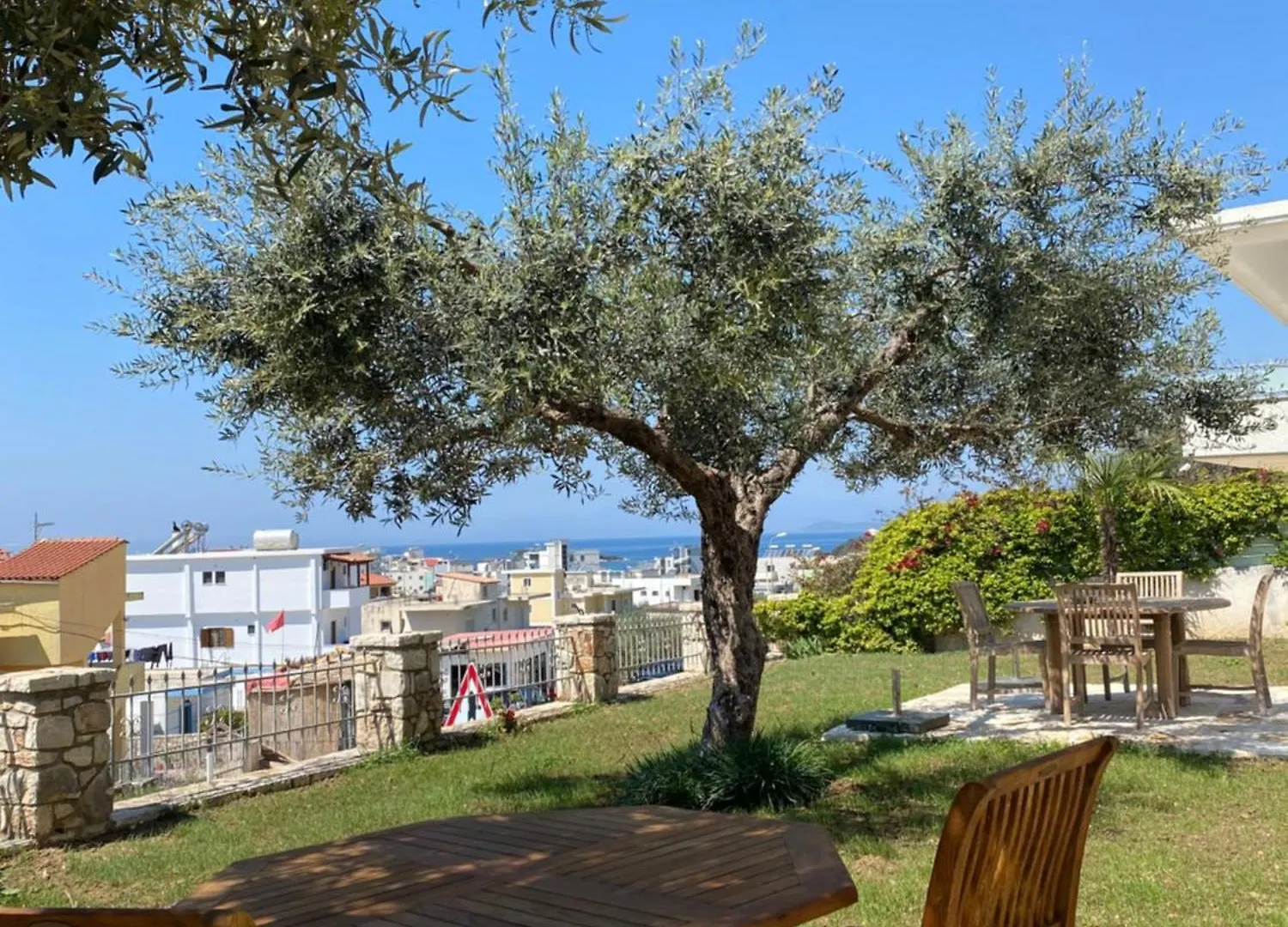 Sea View Summer Apartments Ksamil Guest house