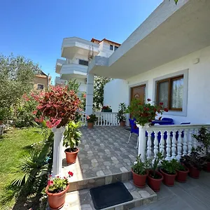 Guest house Xhuliano, Ksamil