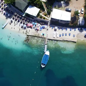 Guest house Adrian, Ksamil